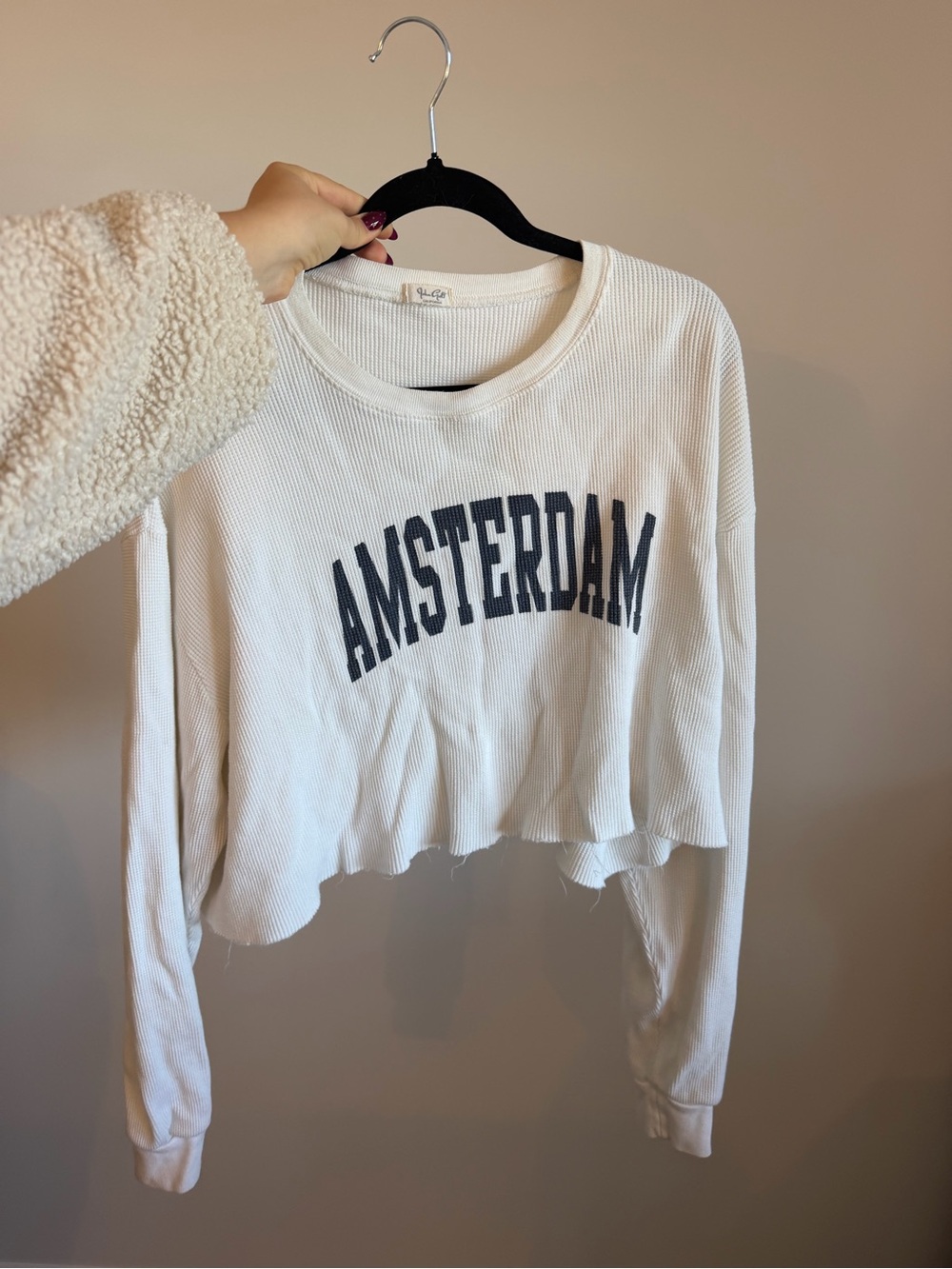 Brandy Melville White Cropped 'Amsterdam' Long-Sleeve Sweatshirt
